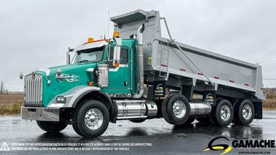 Kenworth T800 Dump Truck - Cummins 525HP, 18 Speed Manual