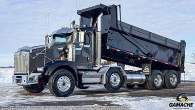 Kenworth T800 Dump Truck - Cummins 450HP, 6 Speed Allison Rds Automatic
