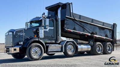 Kenworth T800 Dump Truck - Cummins 450HP, 6 Speed Allison Rds Automatic