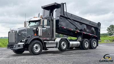 Kenworth T800 Tri Axle Dump Truck - Cummins 450HP, 6 Speed Allison Rds Automatic