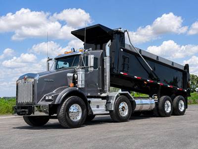 Kenworth T800 Dump Truck - Paccar 510HP, 18 Speed Ultrashift Automatic