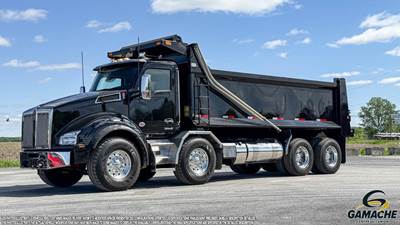 Kenworth T880 Tri Axle Dump Truck - Cummins 500HP, 18 Speed Amt