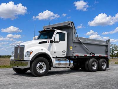 Kenworth T880 Dump Truck - Paccar 510HP