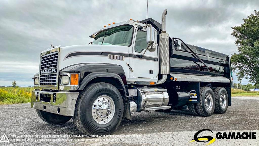 2007 Mack CHN613 Dump Truck - AC-460 260HP, 18 Speed Manual For Sale