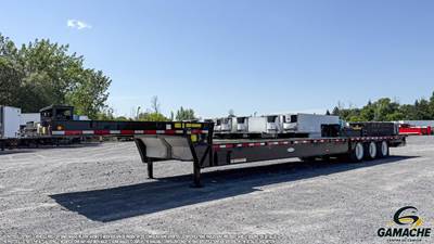 Ledwell 53x102 Tri Axle Steel Flatbed Trailer - Hendrickson