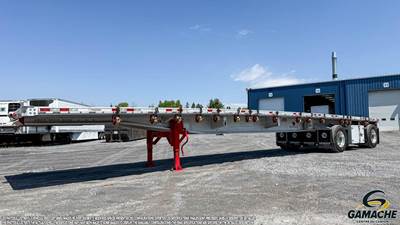 Manac 48x102 Flatbed Trailer - Hendrickson