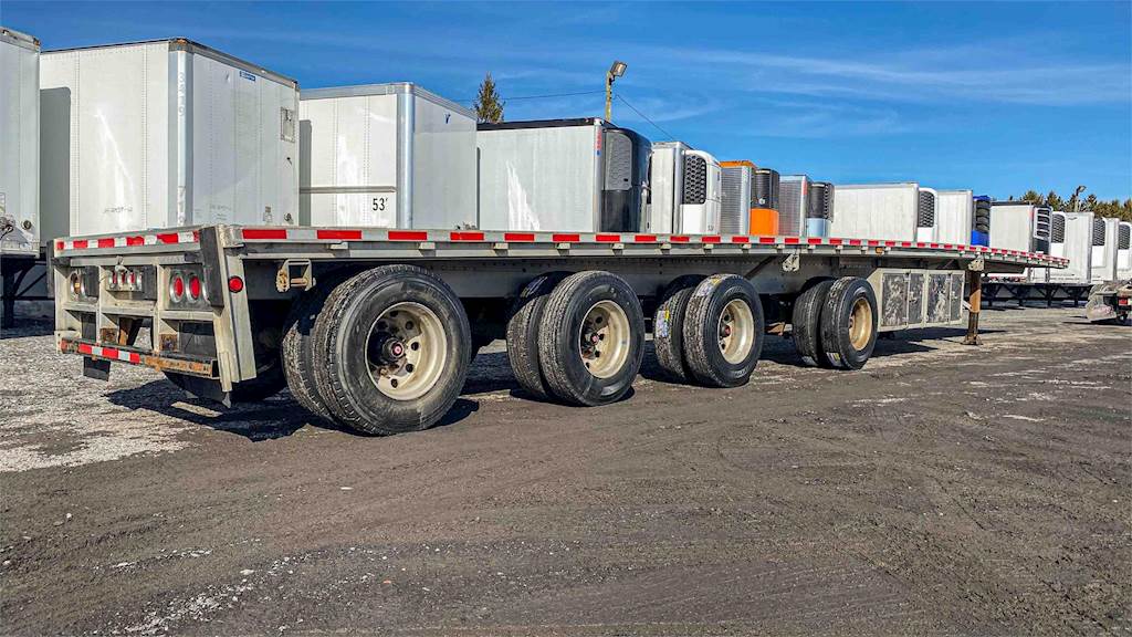 2012 Reitnouer Quad Axle Aluminum Flatbed Trailer Air Ride, Fixed Spread Axle For Sale