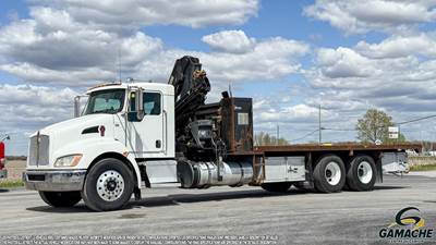 Kenworth T370 Tandem Axle Flatbed Truck - 330HP, 10 Speed Manual