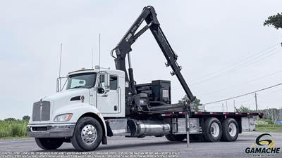 Kenworth T370 Tandem Axle Flatbed Truck - 330HP, 10 Speed Manual