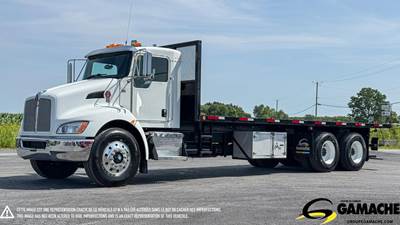 Kenworth T370 Tandem Axle Flatbed Truck - 350HP, 10 Speed Manual