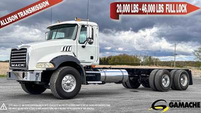 Mack Granite CTP713B Tandem Axle Flatbed Truck - 370HP