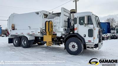 Peterbilt 520 Tandem Axle Garbage Truck - Paccar, 11HP, 6 Speed Allison Tc10 Automatic