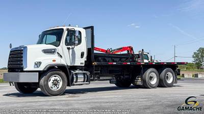 Freightliner 108SD Hooklift Truck - Cummins, 270HP, 6 Speed Allison Rds Automatic