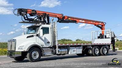 Kenworth T880 Tandem Axle Hooklift Truck - Paccar, 455HP, 6 Speed Allison Rds Automatic