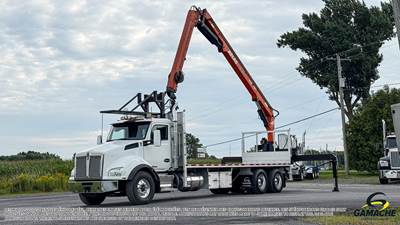 Kenworth T880 Tandem Axle Hooklift Truck - Paccar, 455HP, 6 Speed Allison Rds Automatic
