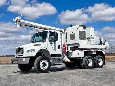 Freightliner M2 106 Truck - Cummins, 300HP, 5 Speed Automatic