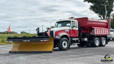 Mack Granite GU433 Tandem Axle Plow / Spreader Truck - Cummins, 345HP, 6 Speed Automatic