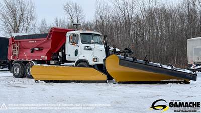 Western Star 4700 Tandem Axle Plow / Spreader Truck - Detroit, 450HP, 5 Speed Allison Rds Automatic
