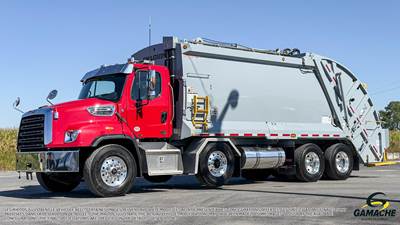 Freightliner 114SD Tri Axle Roll Off Truck - Detroit, 470HP, 6 Speed Allison Rds Automatic