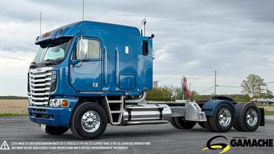 Freightliner Argosy Sleeper Semi Truck - Detroit 500HP, 18 Speed Manual