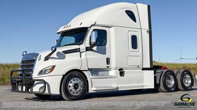 Freightliner Cascadia 126 Sleeper Semi Truck - Detroit 505HP, 12 Speed Dt12 Automatic