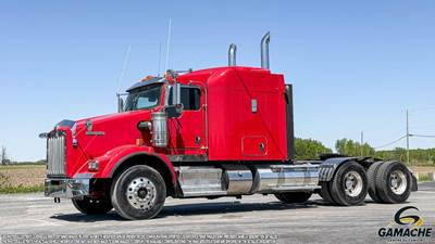 Kenworth T800 Sleeper Semi Truck - 60" Mid Roof Sleeper, Cummins 565HP, 18 Speed Manual