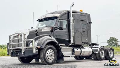 Kenworth T880 Sleeper Semi Truck - Raised Roof Sleeper, Paccar 405HP, 18 Speed Manual