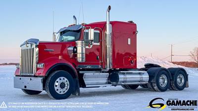 Kenworth W900 Sleeper Semi Truck - 68" Mid Roof Sleeper, Cummins 565HP, 18 Speed Manual