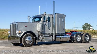Peterbilt 389 Sleeper Semi Truck - Flat Top Sleeper, Paccar 510HP, 13 Speed Manual