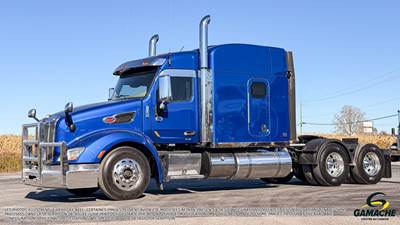 Peterbilt 579 Sleeper Semi Truck - Paccar 510HP, 18 Speed Manual