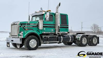Western Star 4900 Sleeper Semi Truck - 48" Mid Roof Sleeper, Detroit 600HP, 18 Speed Manual