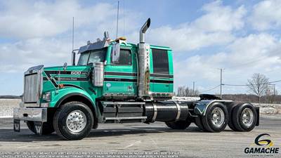 Western Star 4900 Sleeper Semi Truck - 48" Mid Roof Sleeper, Detroit 600HP, 18 Speed Manual