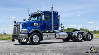 Western Star 49X Sleeper Semi Truck - Detroit 560HP, 18 Speed Manual