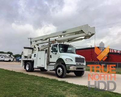 2013 Freightliner Business Class M2 106 w/ Mounted 2013 Versalift VST7500MHI Bucket Truck