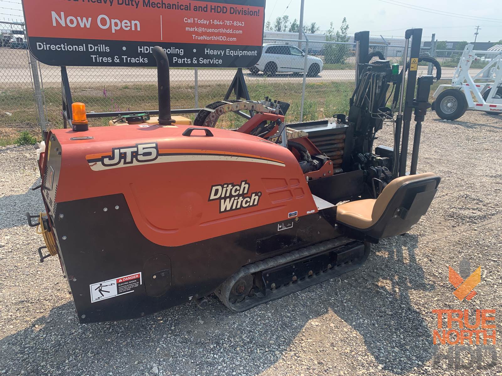 2012 Ditch Witch JT5 Directional Drill For Sale, 1,400 Hours Winnipeg, MB, Canada TN87