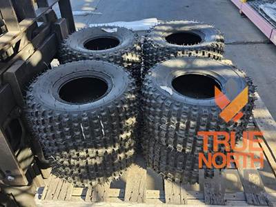 Carlisle 18X9.50-8 Knobby Tires