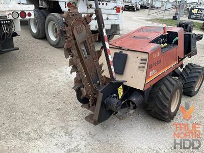 2005 Ditch Witch 410SXC Trencher