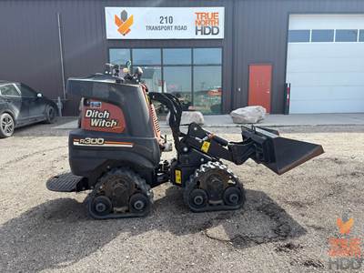 2015 Ditch Witch R300 Trencher