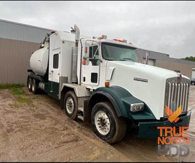 2009 Kenworth T800 Tornado F4 Vacuum Excavator