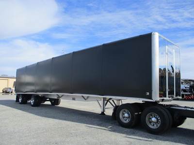 Reitnouer CK90 W/ EAGLE SLIDING TARP Curtain Side Trailer