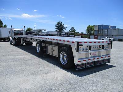 Reitnouer BIG BUBBA FRONT LIFT AXLE Flatbed Trailer