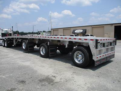 Reitnouer Bigger Bubba 48x102 Tri Axle Aluminum Flatbed Trailer - Air Ride, Fixed Spread Axle