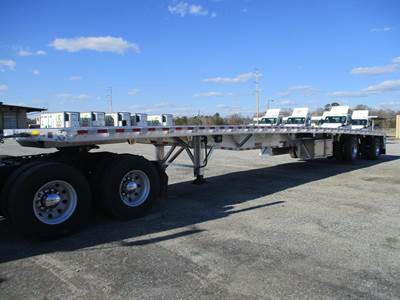 Reitnouer Big Bubba 53x102 Aluminum Flatbed Trailer - Air Ride, Sliding Spread Axle