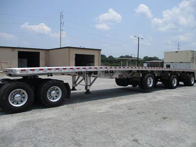 Reitnouer Bigger Bubba 48x102 Tri Axle Aluminum Flatbed Trailer - Air Ride, Fixed Spread Axle