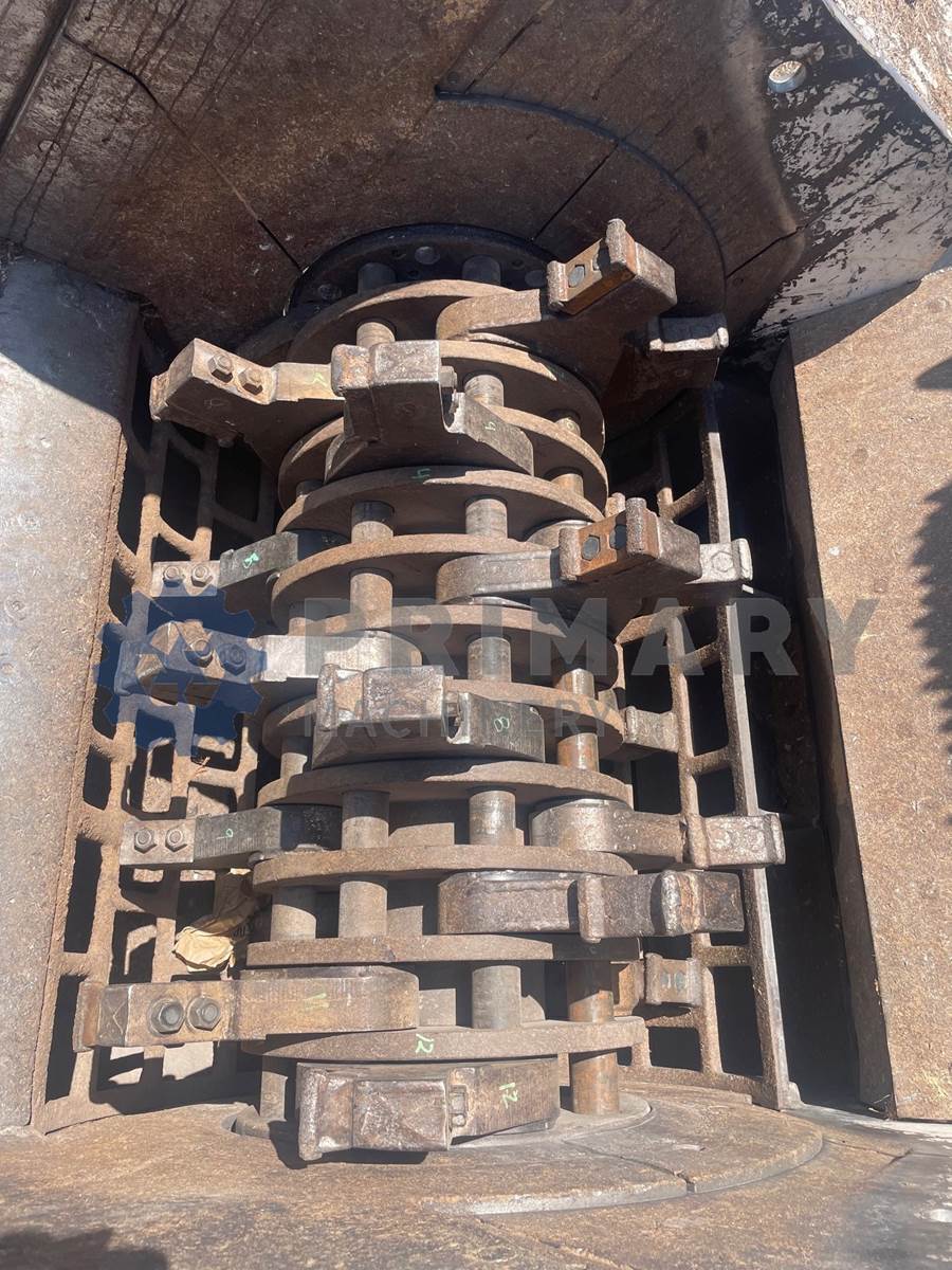 2013 Diamond Z DZH4000TK Horizontal Grinder For Sale, 6,850 Hours