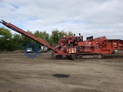 Morbark 3800XL Horizontal Grinder