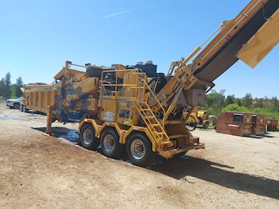 2015 Vermeer HG6000 Horizontal Grinder