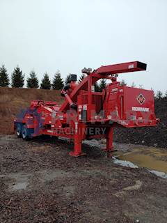 2009 Mobark 4036 Whole Tree Biomass Chipper