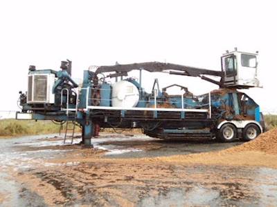 Peterson Pacific 5000 Whole Tree Chipper