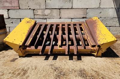 EXTEC Heavy Duty Hydraulic Tipping Vibrating Grizzly